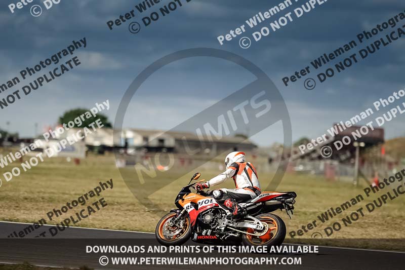 enduro digital images;event digital images;eventdigitalimages;no limits trackdays;peter wileman photography;racing digital images;snetterton;snetterton no limits trackday;snetterton photographs;snetterton trackday photographs;trackday digital images;trackday photos